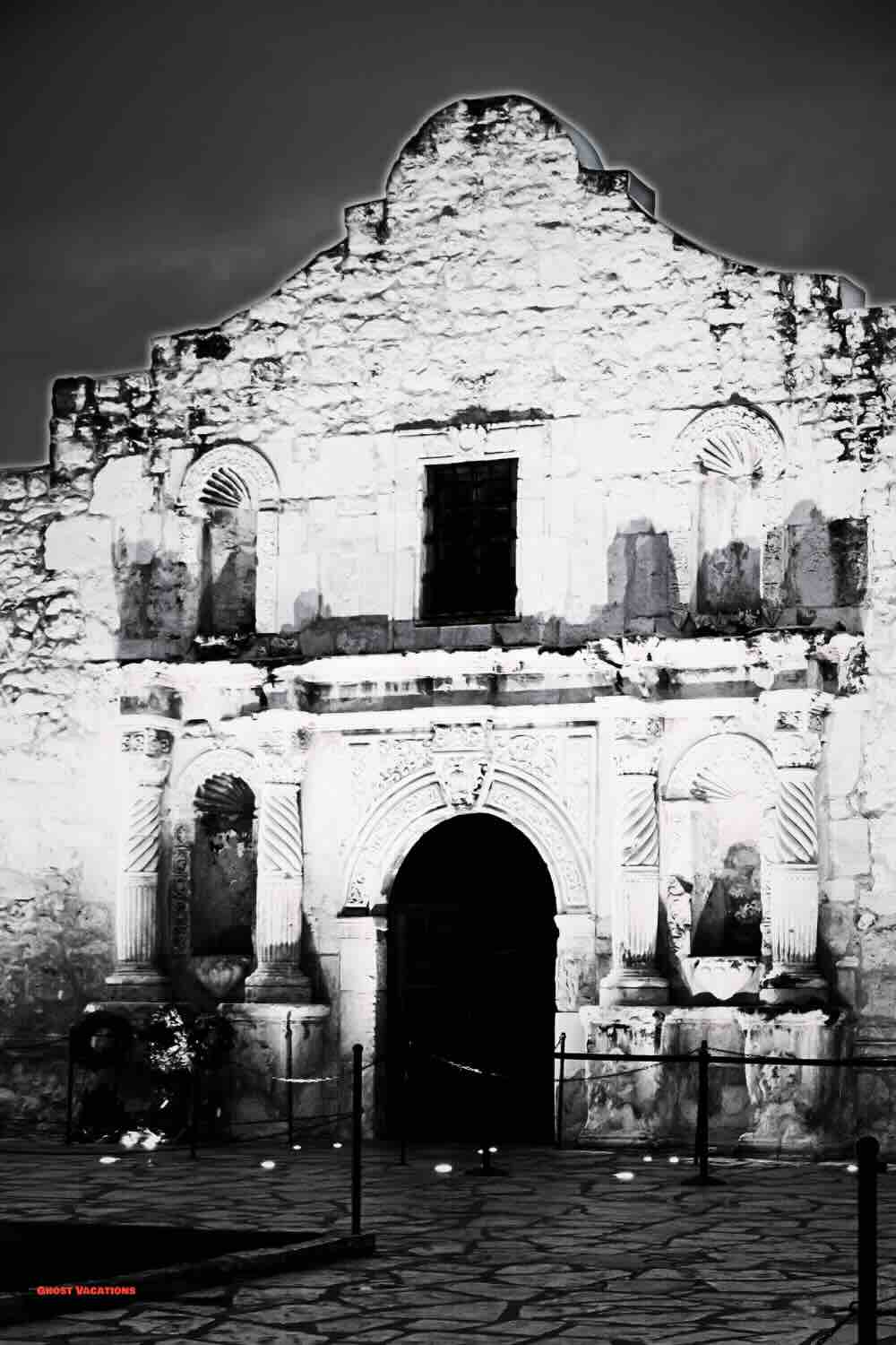 Menger Hotel proximity to the Alamo bloodbath helps make it a haunted hotel in San Antonio TX.